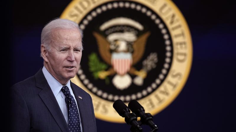 Joe Biden titkos üzenetet juttatott el Donald Trumphoz - Moszkvában ennek a hírnek biztosan nem fognak örülni.