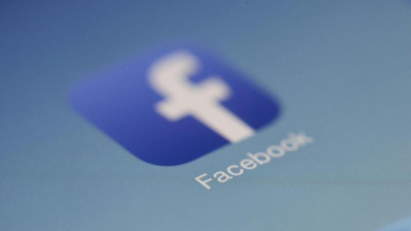 Rejtélyes vírus terjedése figyelhető meg, amely a Facebook-fiókokra leselkedik, miközben a csalók a Messengeren próbálnak csapdába ejteni áldozataikat.