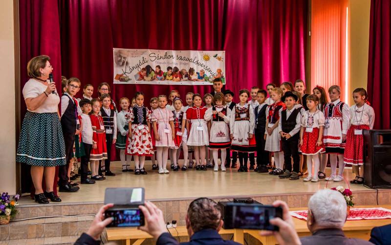 Az idei Kányádi Sándor szavalóverseny igazi ünneppé változott a szilágysági Varsolcon.