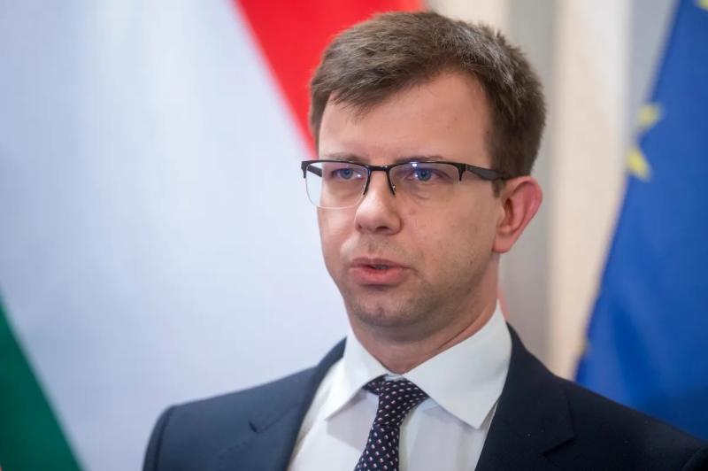 Bóka János: Az EU háborús politikáját bíráló fiatalok hangja már Európa-szerte egyre erősebben hallatszik + videó