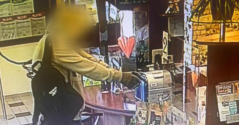 Kiderült, hogy a solymári bankrabló egy igazán különleges és szokatlan eszközt választott fegyverként.