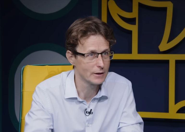 Zsiday Viktor véleménye a 3%-os otthonteremtési hitelről: A fiatalok és alacsonyabb jövedelműek számára ez igencsak megterhelő helyzetet jelent. | szmo.hu