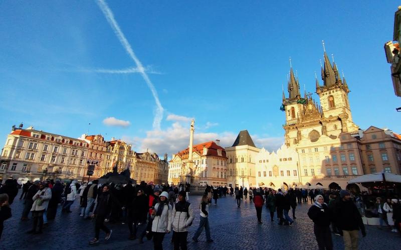 Valószínű, hogy Csehországban egy hárompárti koalíciós kormány fog megalakulni.
