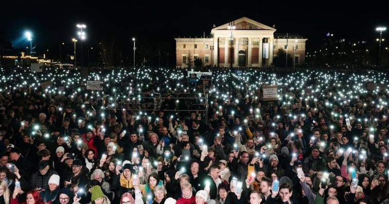 Már az ötödik lakás került megvásárlásra az influenszertüntetésen összegyűlt támogatásokból.