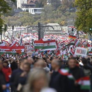 Rákay Philip szavaival élve: Mindig tartsuk szem előtt, hogy ki hol foglalt helyet a történelem színpadán.