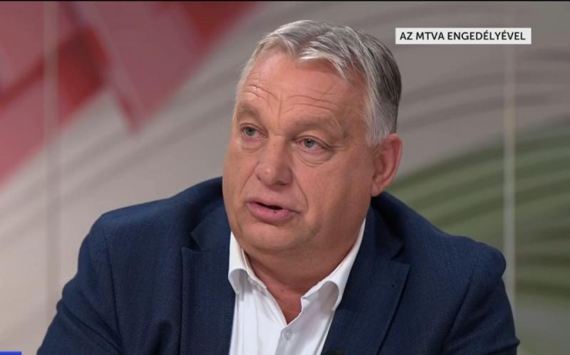Orbán Viktor: A Tisza Párt adóemelései, a nyugdíjrendszer reformja és a rezsicsökkentés megszüntetése súlyosan érintené a magyar középosztályt + videó

A miniszterelnök úgy véli, hogy a Tisza Párt intézkedései kedvezőtlen hatással lennének a középosztály 