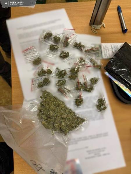 Béládon egy sofőrt kaptak el a rendőrök, aki kábítószer hatása alatt ült a volán mögött.