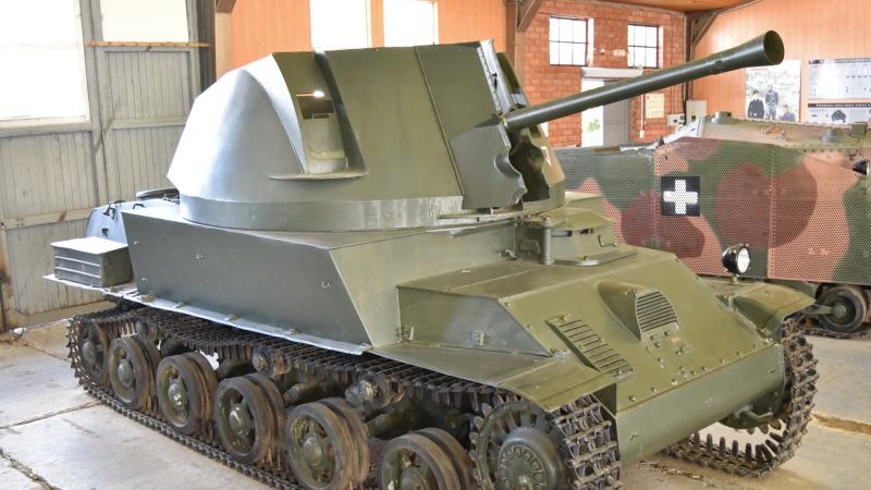 A különleges magyar páncélos igazi multifunkciós csodafegyvernek ígérkezett, ám végül sajnos egy komoly csalódás lett a sorsa.